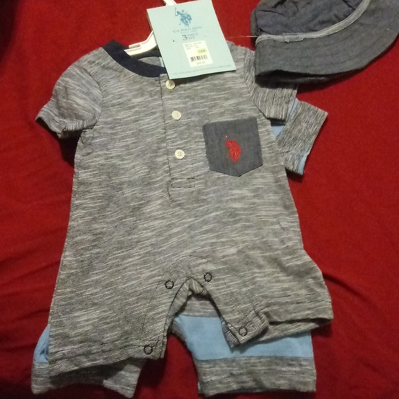 3 piece boys outfit - Picture 3 of 4